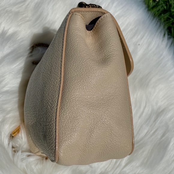 ❌SOLD❌Chloe Elisa Turnlock Leather Chain Crossbody - Picture 4 of 8